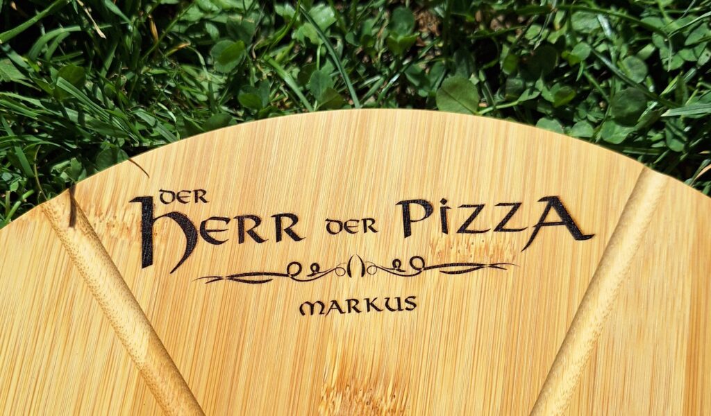 Pizza Brett "Herr/in der Pizza"