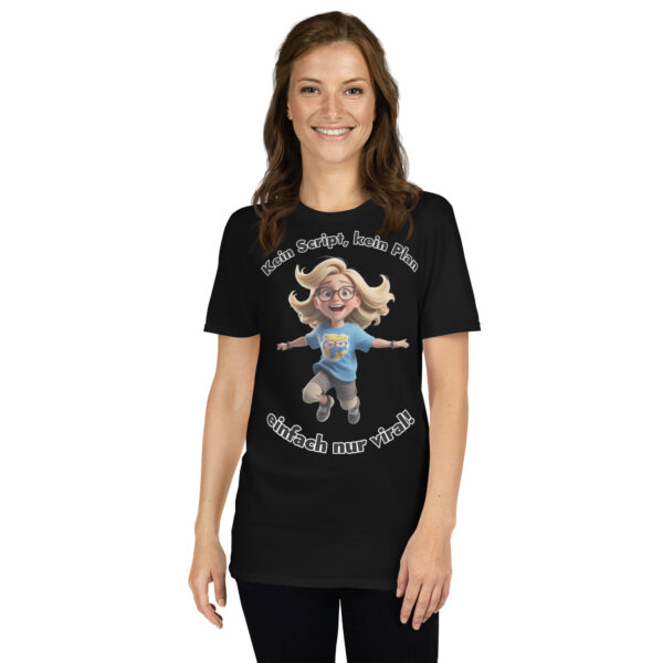 GoViral Unisex 13 T-Shirt – Bild 2