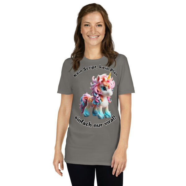 GoViral Unisex 19 T-Shirt – Bild 8