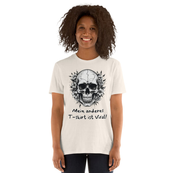 GoViral Unisex 7 T-Shirt – Bild 15